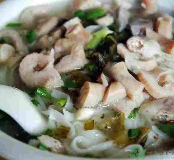 早餐吃面還是包子比較好？早餐吃包子和面健康嗎？