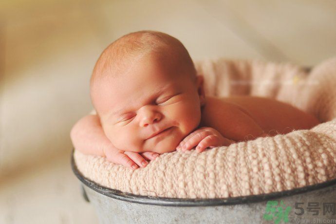 睡眠不足會臉色發(fā)黃嗎？睡眠不足有什么危害？