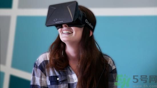 vr眼鏡對(duì)眼睛有傷害嗎？vr對(duì)眼睛傷害大嗎？