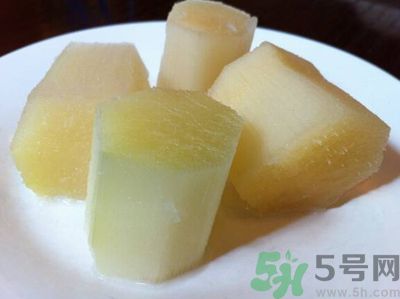 甘蔗中間發(fā)黑可以吃嗎？甘蔗中間發(fā)黑吃了好不好？