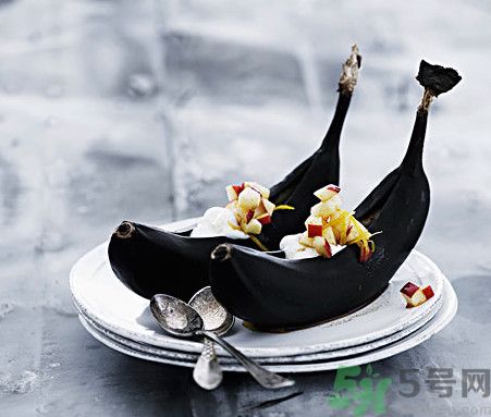 香蕉皮有黑點(diǎn)還能吃嗎？香蕉怎么保存不變黑？