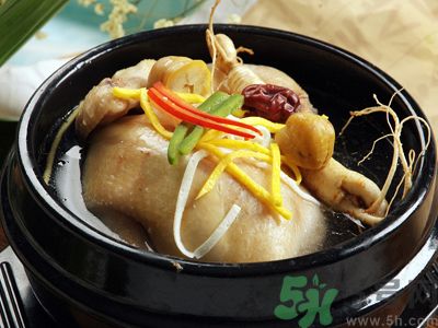 燉雞湯前要焯一下嗎？雞湯怎么燉才最鮮？