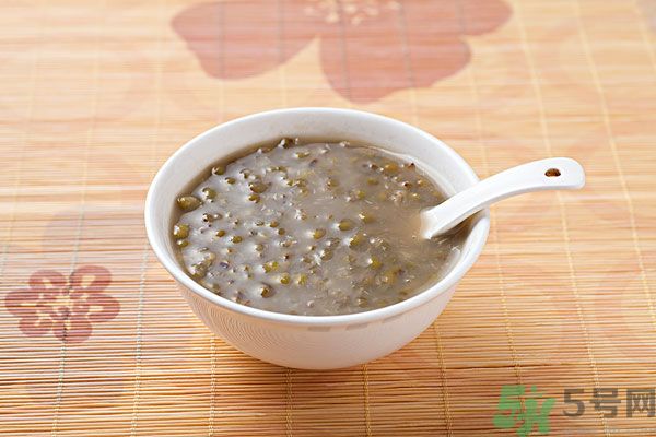 綠豆湯有什么功效？綠豆湯有什么禁忌？