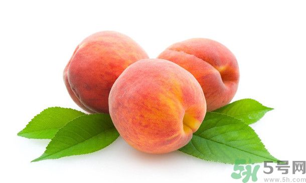 桃子上有紅點(diǎn)能吃嗎？桃子上有黑點(diǎn)可以吃嗎？
