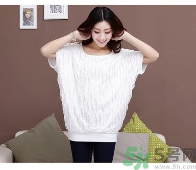 白衣服發(fā)黃要怎么清洗？白衣服發(fā)黃要怎么辦？