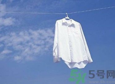 白衣服發(fā)黃要怎么清洗？白衣服發(fā)黃要怎么辦？