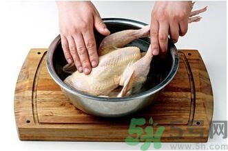 白切雞怎么入味？白切雞怎么做好吃？