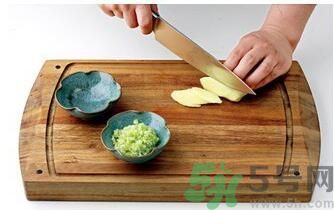 白切雞怎么入味？白切雞怎么做好吃？