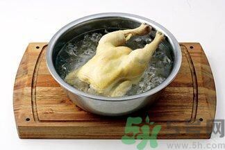 白切雞怎么入味？白切雞怎么做好吃？