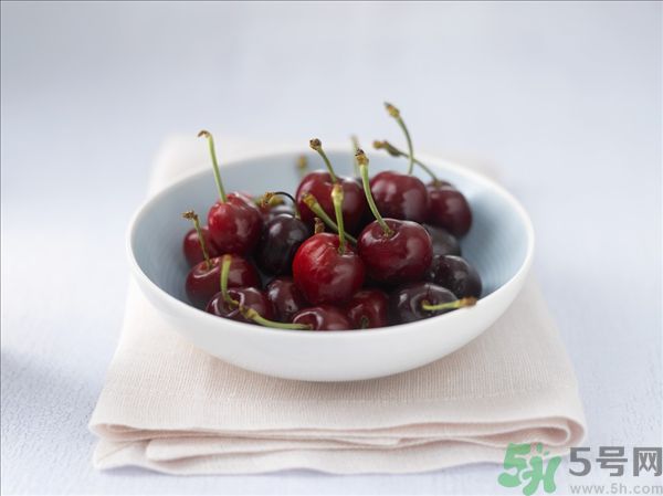 來月經(jīng)能吃櫻桃嗎？經(jīng)期吃櫻桃好嗎？