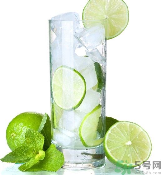 檸檬和苦瓜一起泡水喝臉癢是怎么回事？檸檬和苦瓜一起喝泡水喝臉癢怎么辦？