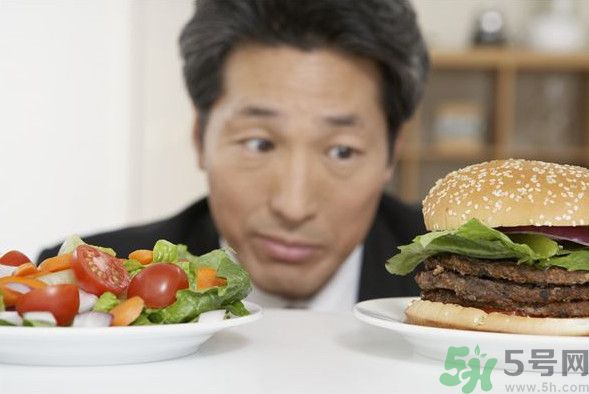 健身前后吃牛肉哪個部位好？健身前后吃牛肉什么部位好？
