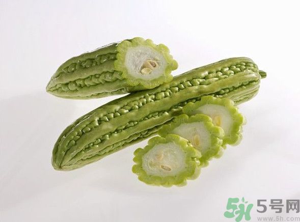 茉莉花綠茶加苦瓜能減肥嗎？茉莉花和苦瓜泡水喝嗎？