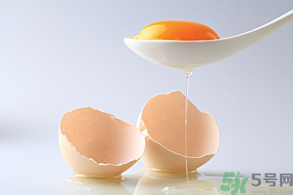 檸檬汁蛋清面粉做面膜能祛斑嗎？檸檬汁蛋清面粉能做面膜嗎？