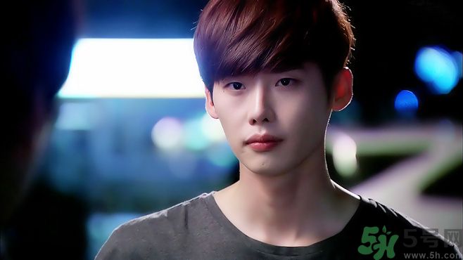 李鐘碩簽約YG是什么公司？韓國三大娛樂公司是那些？