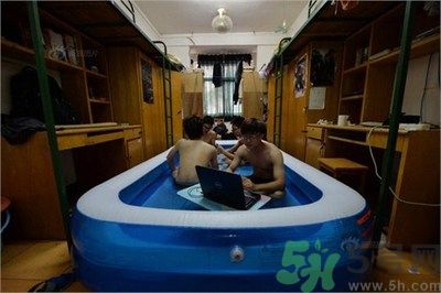 廣西學(xué)生把宿舍灌成泳池是哪個(gè)學(xué)校？廣西學(xué)生把宿舍灌成泳池怎么回事？