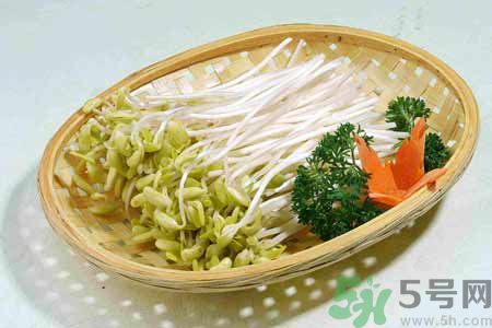 炒豆芽菜欠火候可以吃嗎？炒豆芽菜沒熟可以吃嗎？