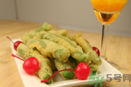 四季豆早期中毒的癥狀有哪些？吃四季豆中毒了怎么辦？