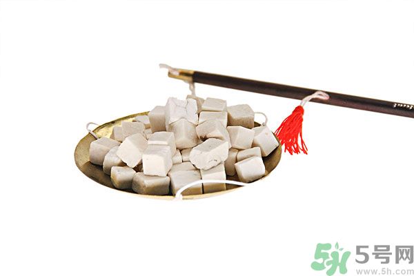 夏天吃茯苓好嗎？夏天吃茯苓有什么好處？