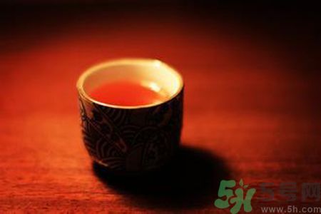 楊梅酒用的什么酒做的？楊梅酒有多少度？
