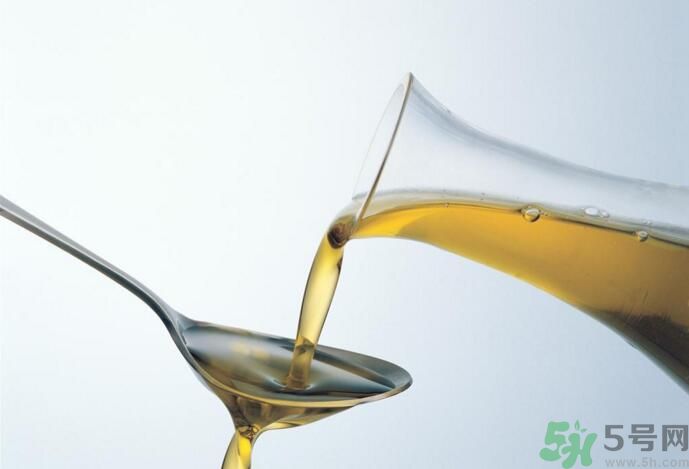 夏天吃橄欖油好還是調(diào)和油好？夏天吃橄欖油好嗎？