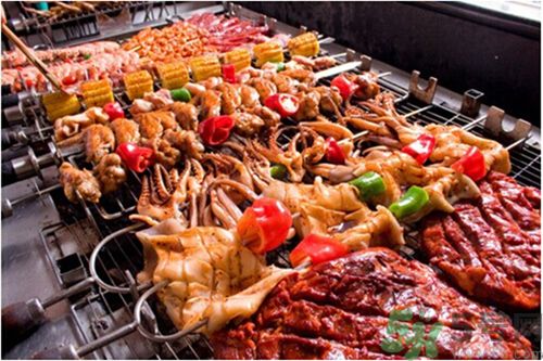 夏天擼串會痛風嗎？夏天痛風能擼串嗎？