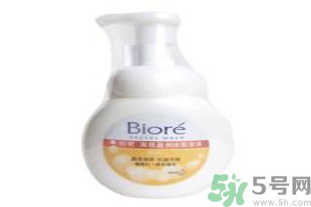 碧柔深層盈潤潔面泡沫適合什么膚質(zhì)？敏感膚質(zhì)可以用碧柔深層盈潤潔面泡沫嗎？