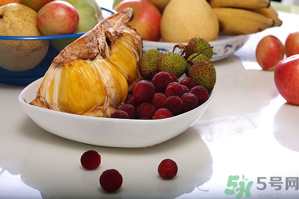 吃楊梅過敏怎么辦？楊梅過敏癥狀有哪些？