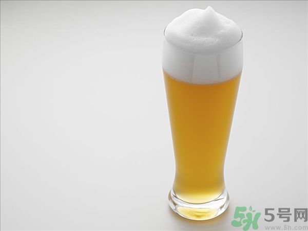 腎結石能喝冰啤酒嗎？腎結石喝啤酒好嗎？