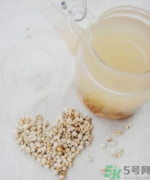 經(jīng)期可以喝薏米水嗎？經(jīng)期喝薏米水會(huì)不會(huì)肚子痛？