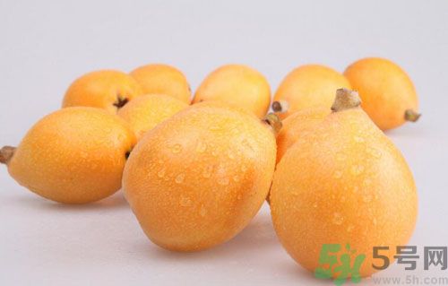 經(jīng)期可以吃枇杷嗎？經(jīng)期吃枇杷會(huì)不會(huì)肚子痛？