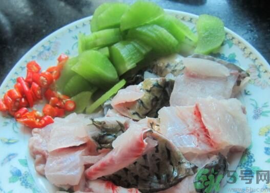 魚能和萵苣一起煮嗎？魚可以和萵苣一起吃嗎？