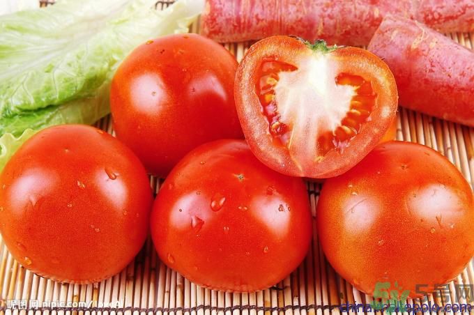 坐月子能吃生西紅柿？月子里能不能吃生的西紅柿？