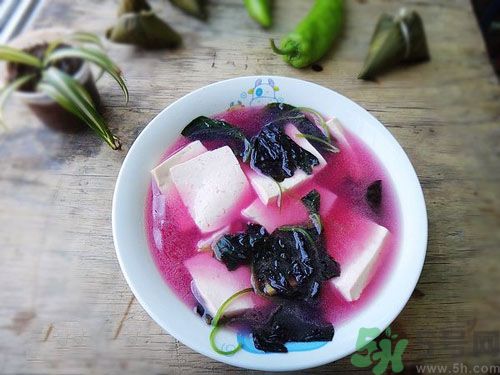 莧菜可以和豆腐一起吃嗎？莧菜能和豆腐一起吃嗎？