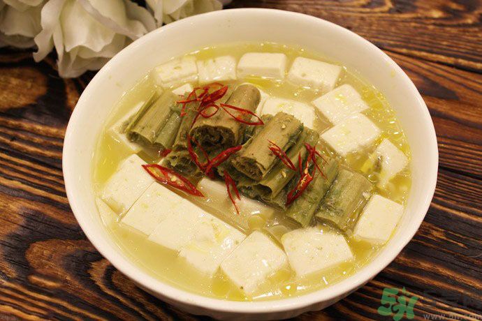莧菜可以和豆腐一起吃嗎？莧菜能和豆腐一起吃嗎？
