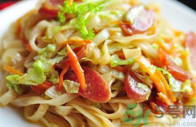 涼皮和河粉有什么區(qū)別？涼皮和河粉哪個更有營養(yǎng)？