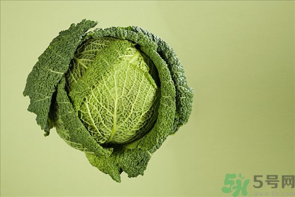 包菜外面爛了還能吃嗎？包菜里面有花可以吃嗎？