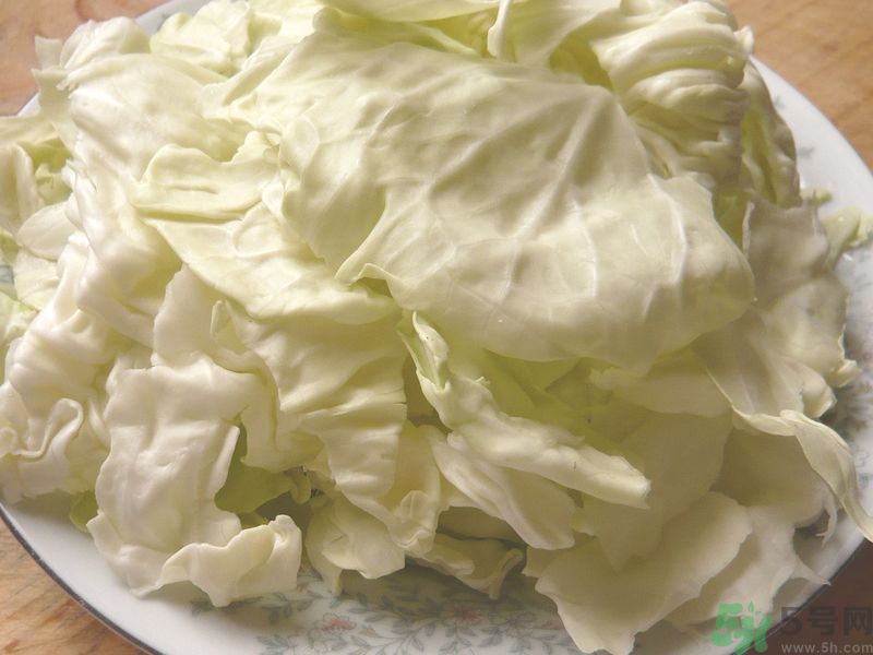 包菜榨汁要加水嗎？包菜汁怎么做？