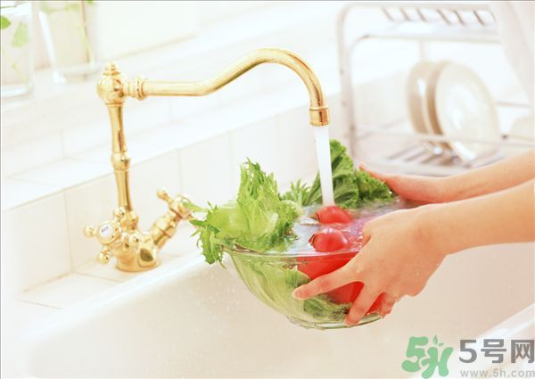 蔬菜怎么洗干凈？蔬菜怎么洗沒(méi)有寄生蟲(chóng)？