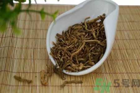 苦菜茶泡水為什么有鹽味？苦菜茶為什么是咸的？