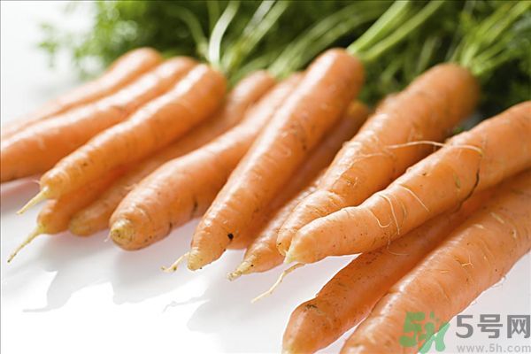 南瓜和胡蘿卜可以一起吃嗎？胡蘿卜和南瓜一起吃好嗎？