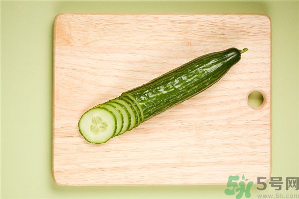 南瓜可以和黃瓜一起吃嗎？南瓜和黃瓜一起吃好嗎？