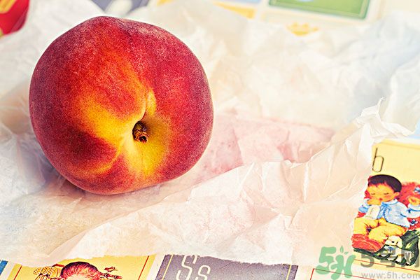 吃了李子能吃桃子嗎？桃子和李子同食好嗎？