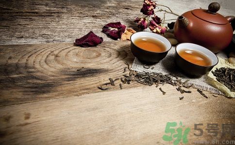 決明子泡水喝可以降火嗎？喝決明子茶可以清火嗎？