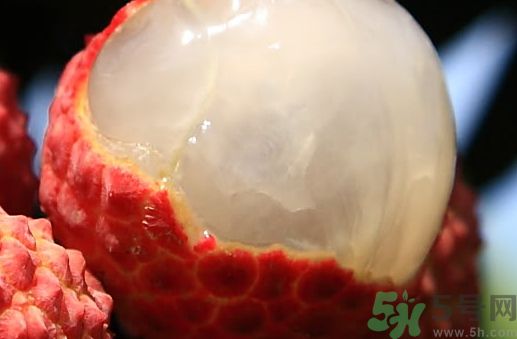 吃荔枝可以喝牛奶嗎？吃完荔枝喝牛奶好不好？