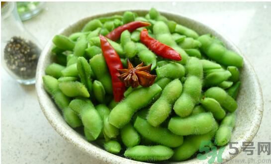 毛豆怎么煮不變黃？毛豆怎么煮不變黑？