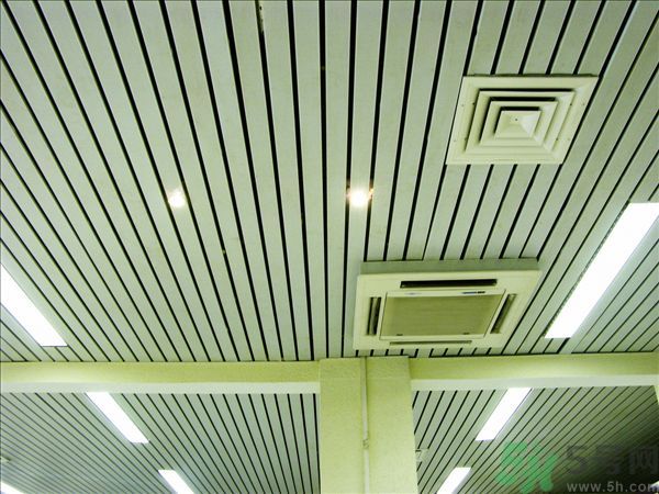 吹空調(diào)鼻子干燥怎么辦？吹空調(diào)鼻子里面很干燥怎么回事？