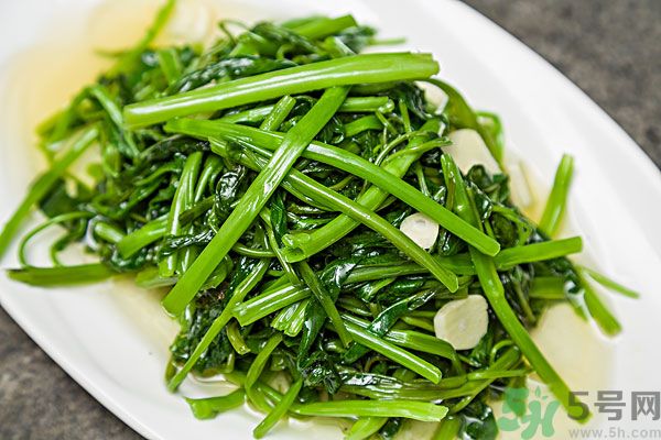 空心菜是菠菜嗎？空心菜是不是菠菜？