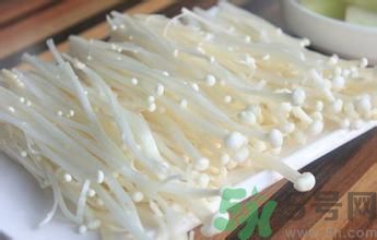 金針菇是酸性還是堿性?金針菇是堿性的食物嗎? 金針菇是酸性還是堿性?金針菇是堿性的食物嗎?