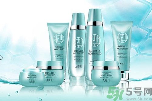 中學生可以用化妝品嗎？中學生用化妝品好嗎？